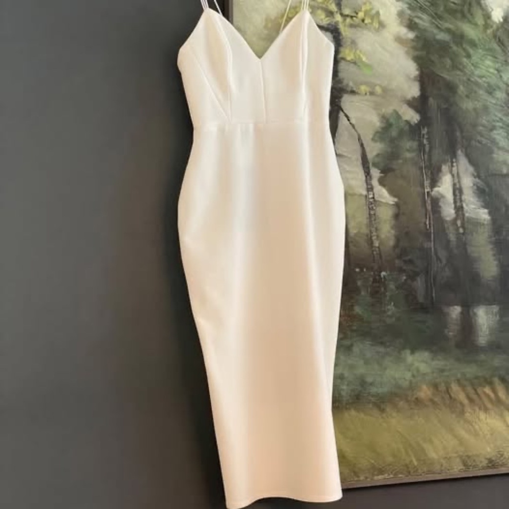 Alex Perry Valentine Dress - White - Sz AU8